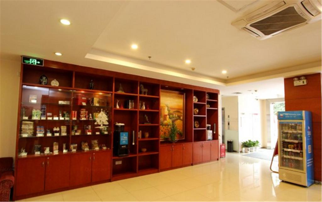 Hanting Express Shanghai Pudong Airport Exterior foto